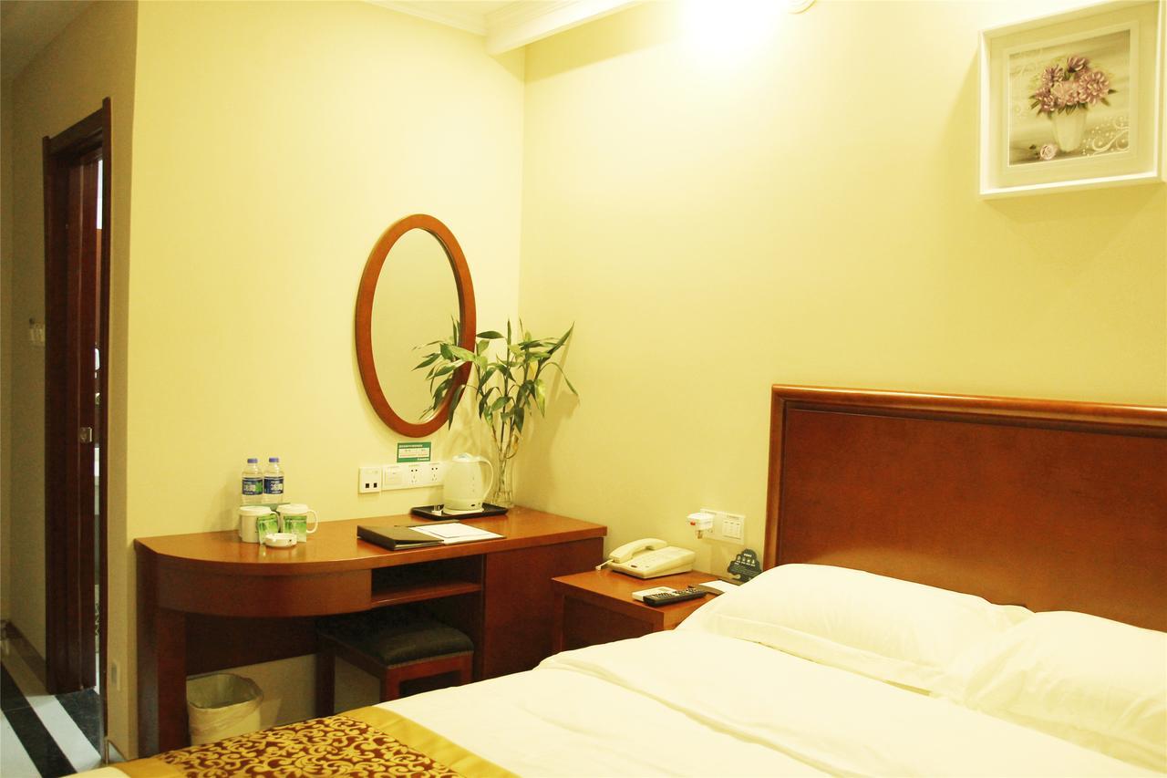 Greentree Inn Jiangsu Wuxi Jiangyin Zhouzhuang Shiji Avenue Business Hotel Eksteriør bilde